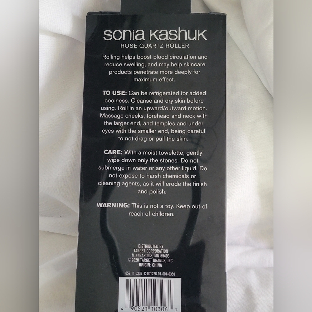 Sonia Kashuk Rose Quartz Roller - Picture 2 of 2